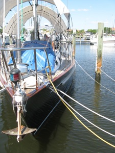 How to Tie Dock Lines and Fenders